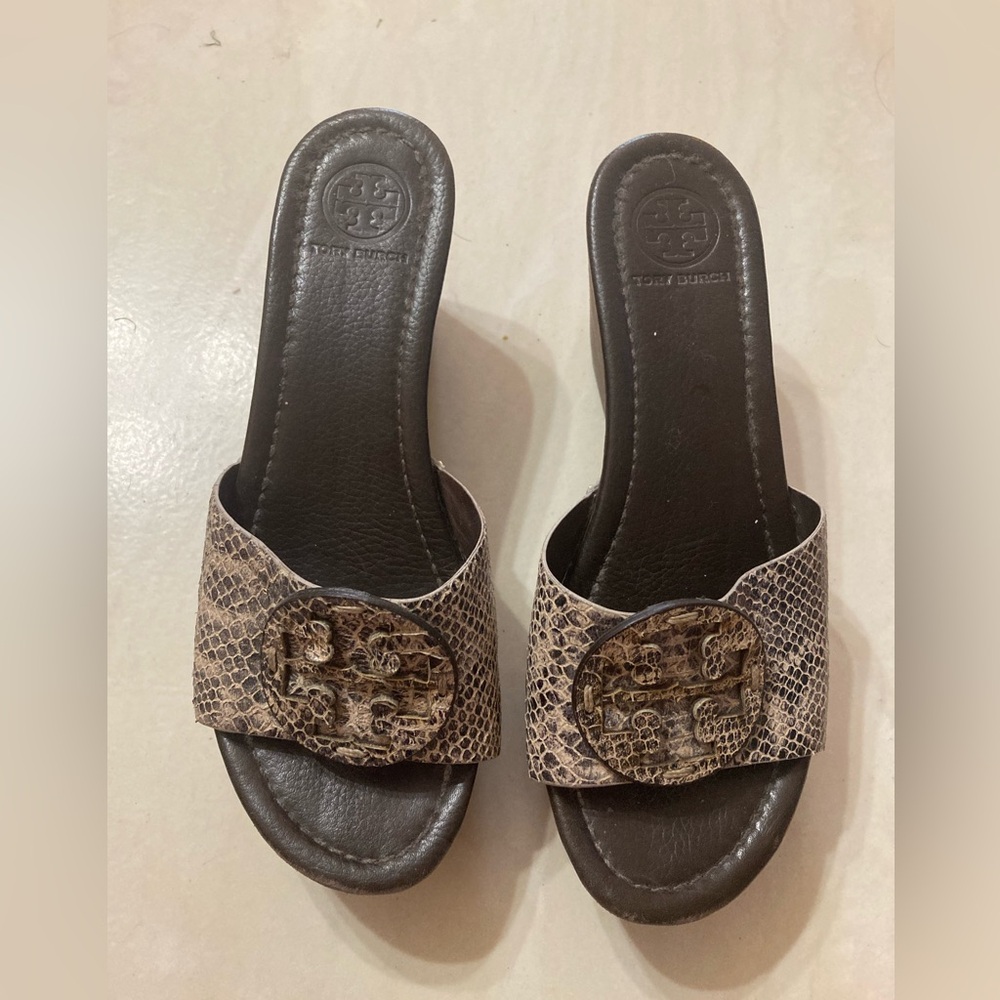 🩷🩷🩷Tory Burch Wedges sandals  8.5